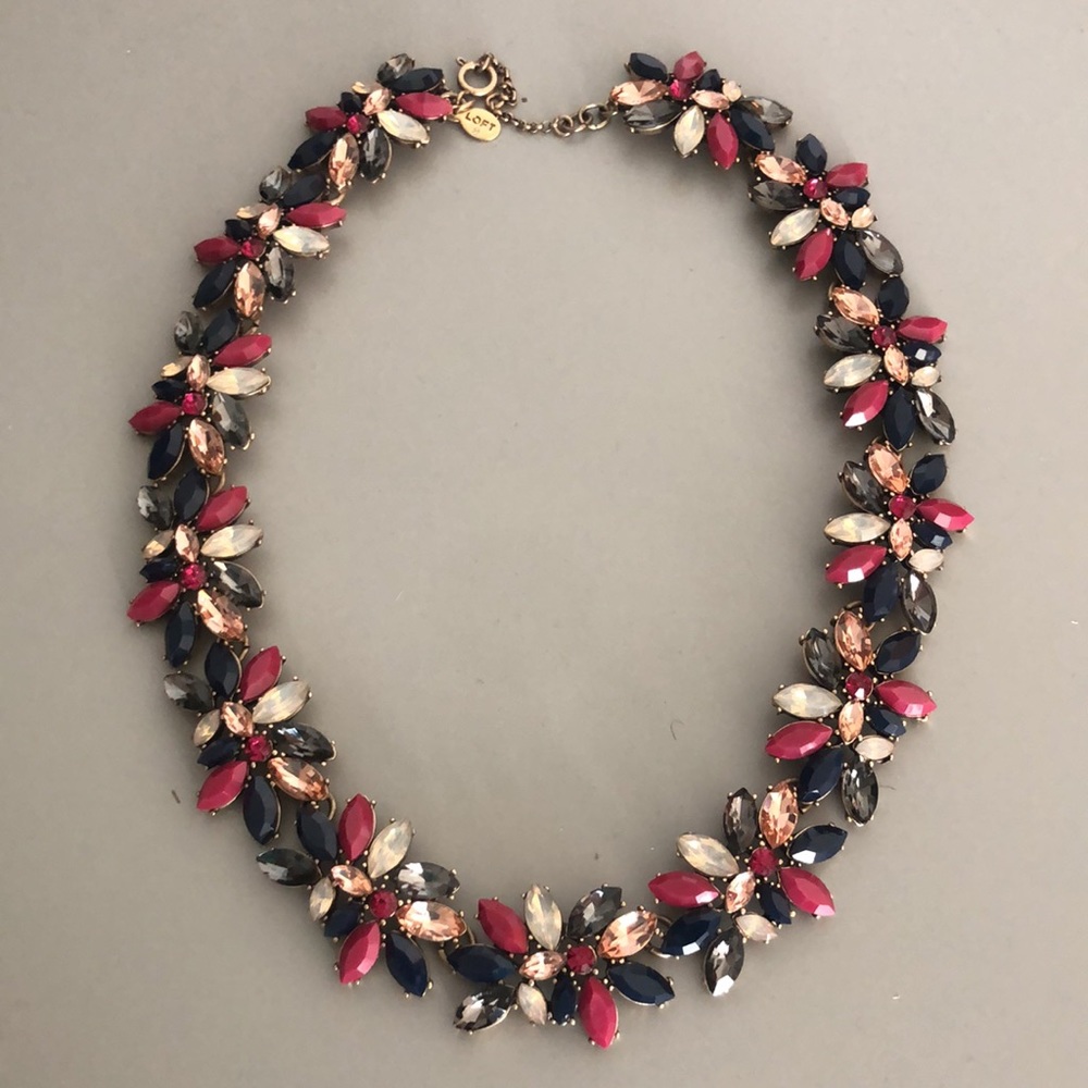 Loft Statement Necklace - Picture 3 of 11